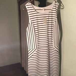 Maurice’s dress Large